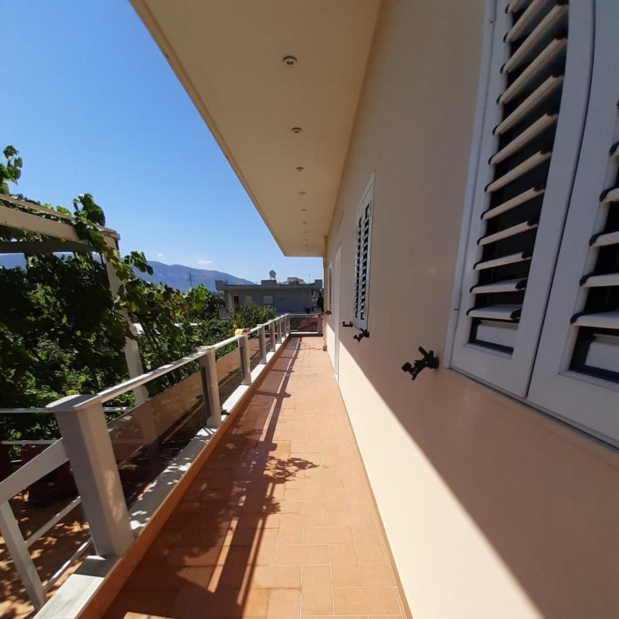 Collaku Apartment'S Vlorë Εξωτερικό φωτογραφία