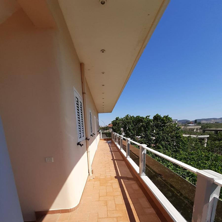 Collaku Apartment'S Vlorë Εξωτερικό φωτογραφία