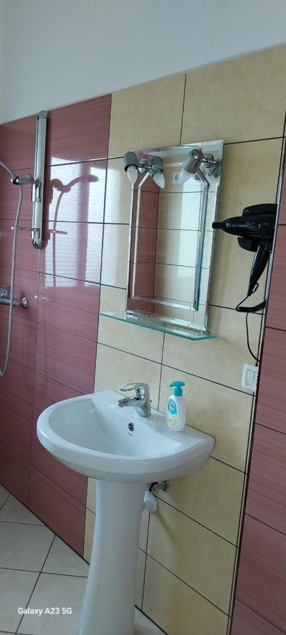 Collaku Apartment'S Vlorë Εξωτερικό φωτογραφία